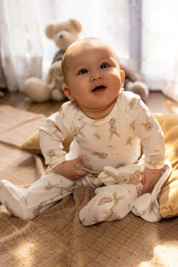 Kit conjunto de body e naninha coelhinho marfim para beb